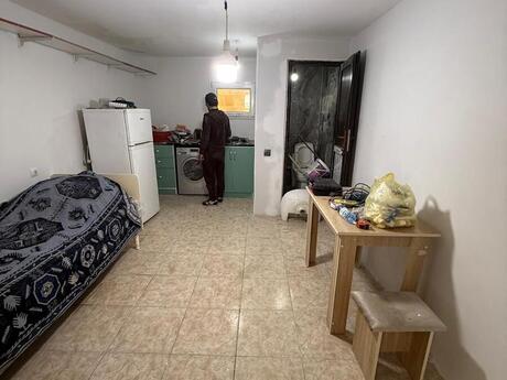 1 otaqlı köhnə tikili - Elmlər Akademiyası m. - 21 m²