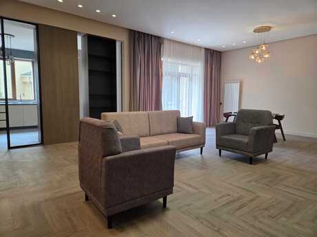 3 otaqlı yeni tikili - Şıxov q. - 160 m²