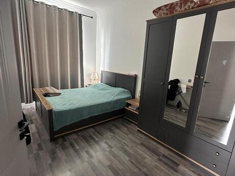 4 otaqlı həyət evi/bağ evi - Novxanı q. - 90 m²