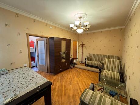 2 otaqlı köhnə tikili - Gənclik m. - 42 m²