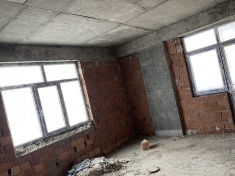 4 otaqlı yeni tikili - Həzi Aslanov m. - 152 m²