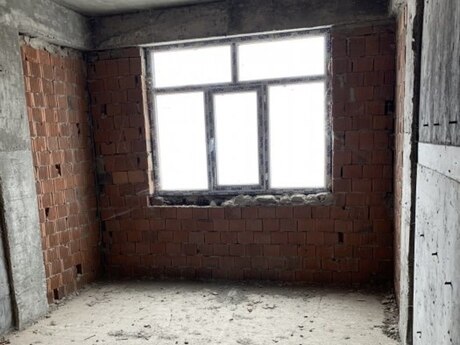 4 otaqlı yeni tikili - Həzi Aslanov m. - 152 m²