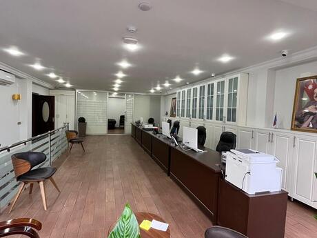 Объявление №6071937 - Баку, м. 28 мая, 5-комн., 210 м²