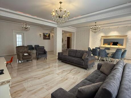 4 otaqlı yeni tikili - Ağ şəhər q. - 210 m²