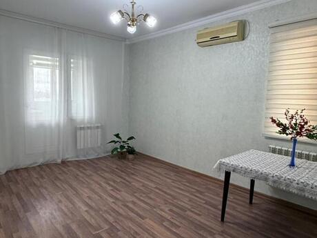 2 otaqlı köhnə tikili - Yeni Günəşli q. - 45 m²