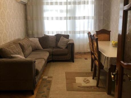 2 otaqlı köhnə tikili - İnşaatçılar m. - 50 m²