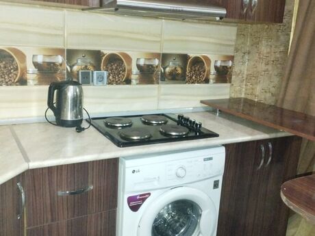 1-комн. новостройка - м. Иншаатчылар - 40 м²