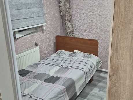 2 otaqlı köhnə tikili - Memar Əcəmi m. - 50 m²