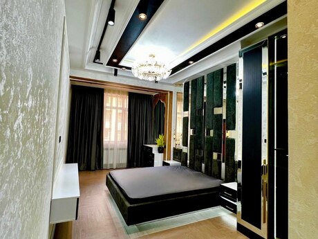 3 otaqlı yeni tikili - 28 May m. - 155 m²