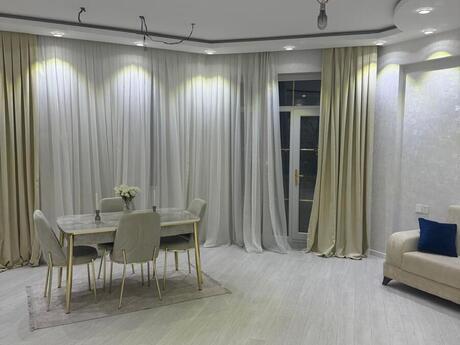 4 otaqlı yeni tikili - Ağ şəhər q. - 142 m²