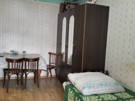 1 otaqlı köhnə tikili - Qara Qarayev m. - 55 m²