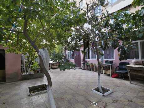 Объявление №6072030 - Баку, м. Ази Асланов, 6-комн., 132 м², 1/9 этаж