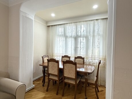 3 otaqlı köhnə tikili - Bakıxanov q. - 85 m²