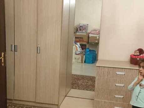 2 otaqlı həyət evi/bağ evi - İnşaatçılar m. - 60 m²