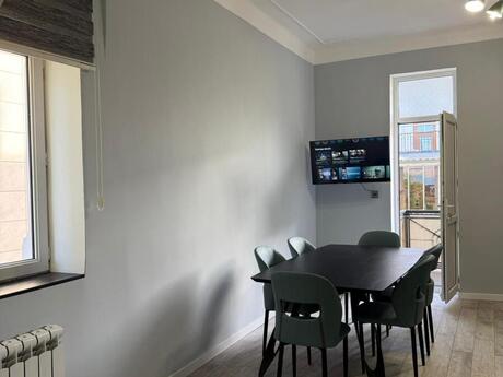 3 otaqlı köhnə tikili - Bayıl q. - 80 m²