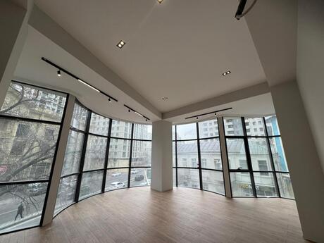 5 otaqlı ofis - Gənclik m. - 180 m²