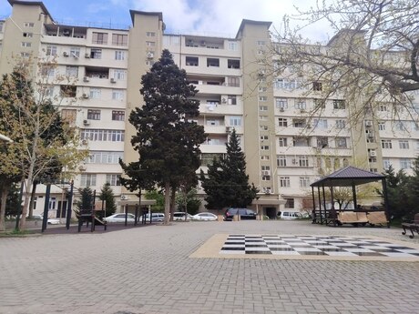 Elan №5592209 - Bakı, Koroğlu m., 5 otaqlı, 125 m², 8/9 mərtəbə