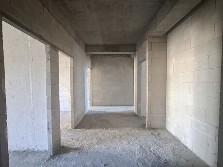 4 otaqlı yeni tikili - Ağ şəhər q. - 140 m²