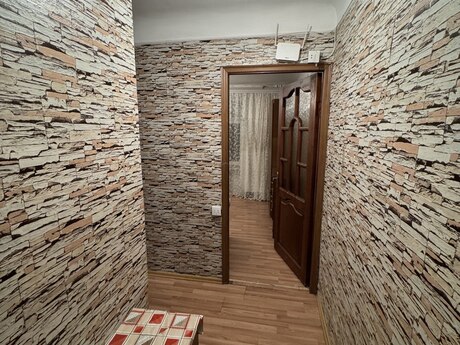 2 otaqlı köhnə tikili - Neftçilər m. - 40 m²