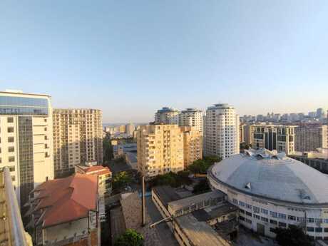 4-room apartment, 140 m², 28 May: 380 000 ₼ 2