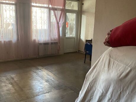 3 otaqlı köhnə tikili - 28 May m. - 110 m²