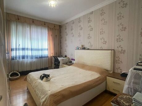 4 otaqlı köhnə tikili - Həzi Aslanov q. - 90 m²
