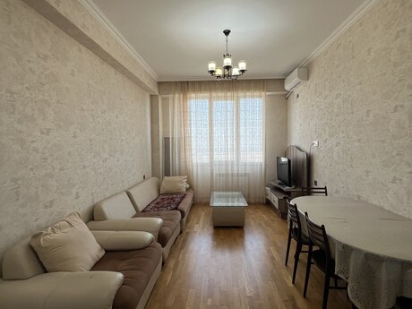 Elan №6072245 - Bakı, Yeni Günəşli q., 3 otaqlı, 66 m², 3/17 mərtəbə