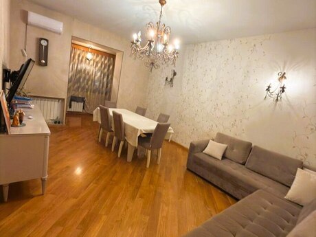 3 otaqlı köhnə tikili - Nəriman Nərimanov m. - 90 m²