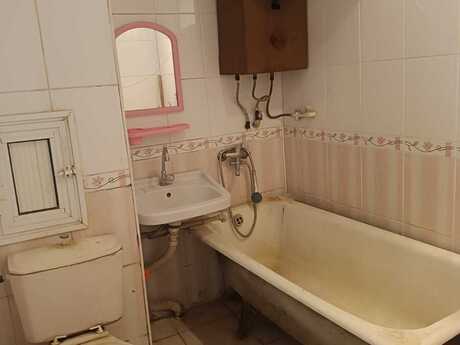 1 otaqlı köhnə tikili - 7-ci mikrorayon q. - 40 m²