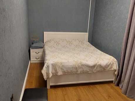 2 otaqlı köhnə tikili - Elmlər Akademiyası m. - 65 m²