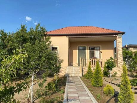 3 otaqlı həyət evi/bağ evi - Novxanı q. - 155 m²