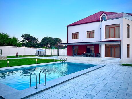 8 otaqlı həyət evi/bağ evi - Mərdəkan q. - 620 m²