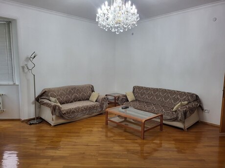 4 otaqlı yeni tikili - 28 May m. - 150 m²
