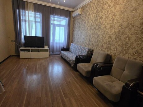 3 otaqlı köhnə tikili - Qara Qarayev m. - 70 m²