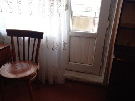 1 otaqlı köhnə tikili - Memar Əcəmi m. - 42 m²
