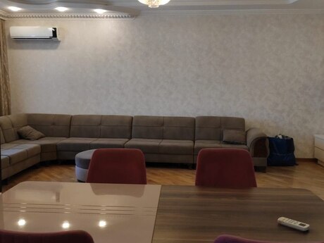 Объявление №6072444 - Баку, м. Низами, 3-комн., 115 м², 7/17 этаж