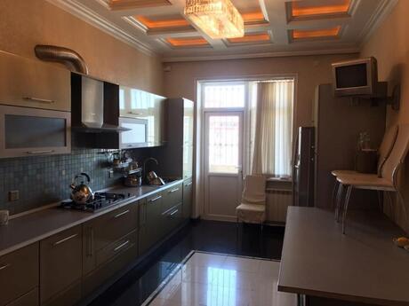 8-комнатная квартира, 372 м², Binəqədi: 570 000 ₼ 4