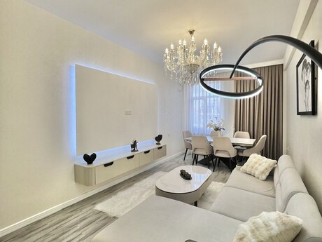 2 otaqlı yeni tikili - 8 Noyabr m. - 103 m²