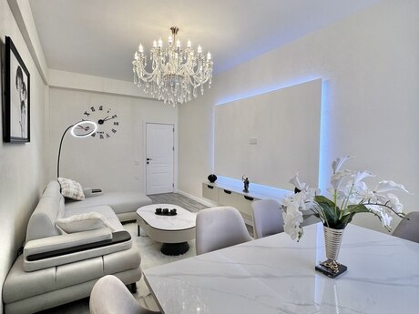 2 otaqlı yeni tikili - 8 Noyabr m. - 103 m²