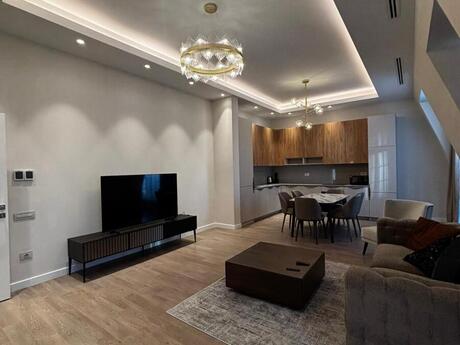 3 otaqlı yeni tikili - Ağ şəhər q. - 125 m²