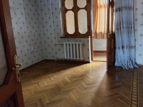 4 otaqlı köhnə tikili - Əhmədli m. - 100 m²