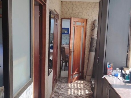 4 otaqlı köhnə tikili - Elmlər Akademiyası m. - 120 m²
