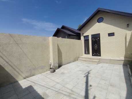 2 otaqlı həyət evi/bağ evi - Maştağa q. - 45 m²