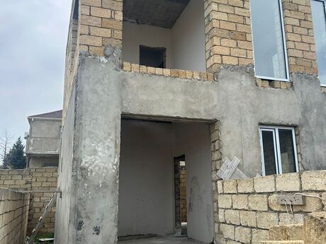 4 otaqlı həyət evi/bağ evi - Novxanı q. - 100 m²
