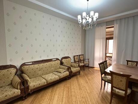 3 otaqlı köhnə tikili - Nəriman Nərimanov m. - 100 m²