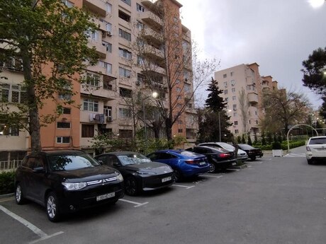 1 otaqlı köhnə tikili - Əhmədli m. - 42 m²
