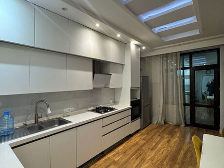 3 otaqlı yeni tikili - Həzi Aslanov m. - 90 m²