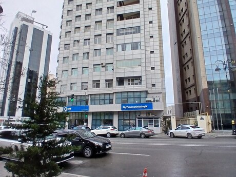 Elan №6072718 - Bakı, Elmlər Akademiyası m., 3 otaqlı, 147 m², 9/14 mərtəbə
