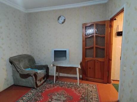 Elan №6072750 - Bakı, Binəqədi r., 2 otaqlı, 50 m², 5/5 mərtəbə