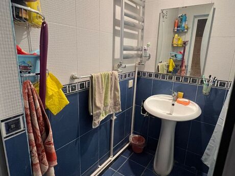 3 otaqlı köhnə tikili - Bakıxanov q. - 101 m²